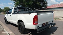 
										2011 Toyota Hilux 2.0 VVTI full									